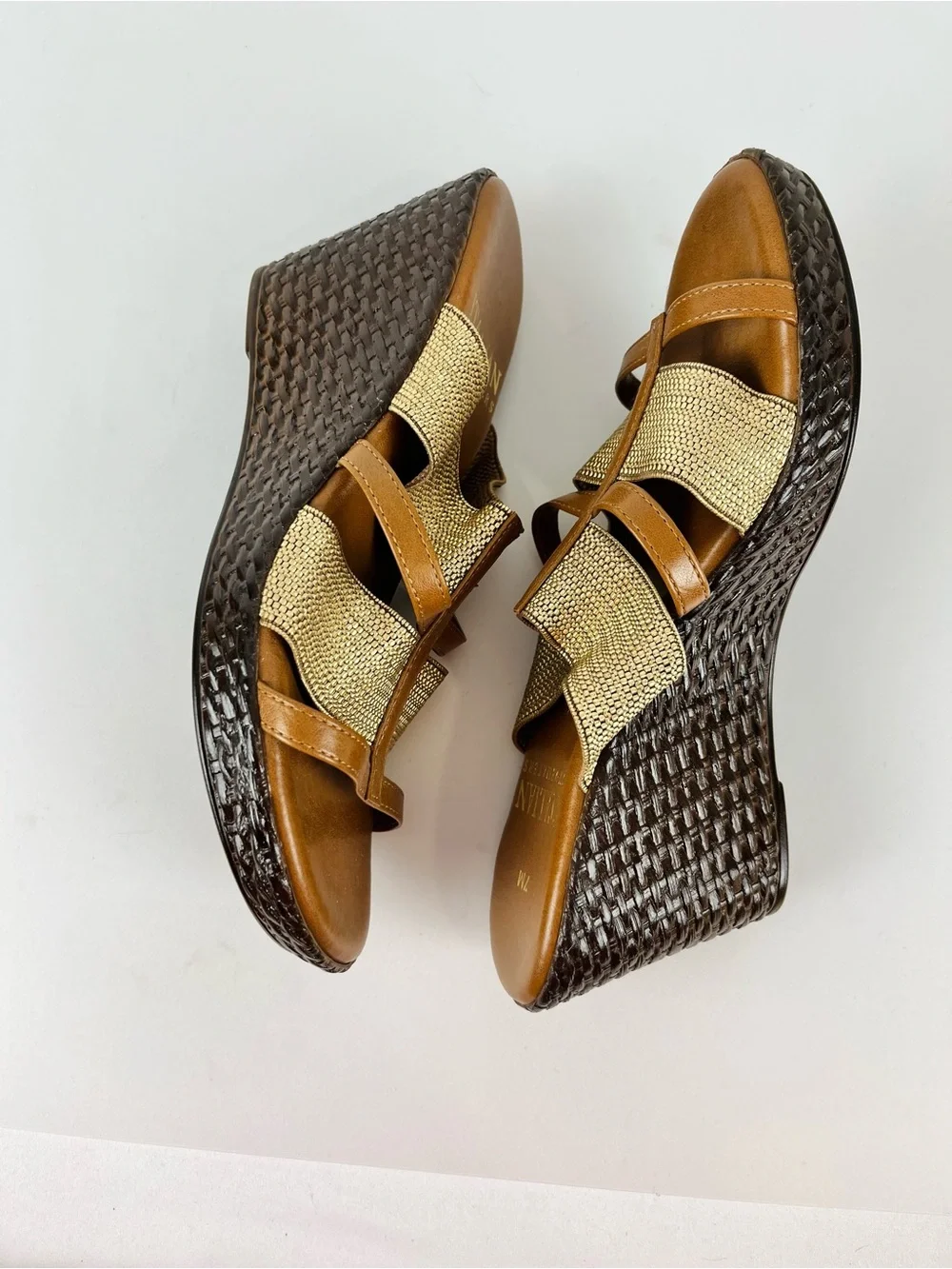 Italian Shoemakers Metallic Gold and Dark Tan Woven Wedge Sandals Size 7